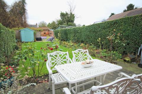 5 Lilac Grove, Little Weighton, Cottingham, HU20 3XL