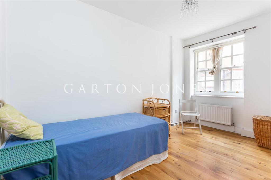 2nd Bedroom