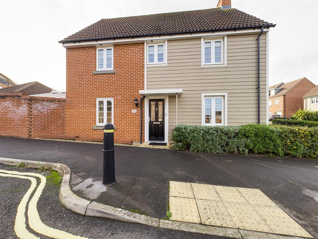 Benham Road, Basingstoke 3 bed detached house £365,000