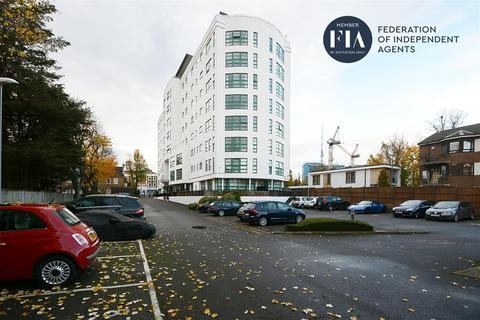 Flat 18, Rivers House Aitman Drive, Brentford, TW8 0ES