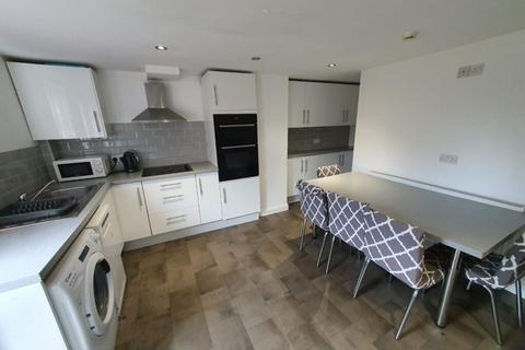 undefined, Headingley Mount, Headingley, Leeds, LS6 3EL
