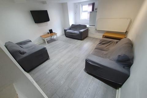 undefined, Headingley Mount, Headingley, Leeds, LS6 3EL
