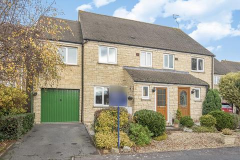 43 Eton Close, Witney, OX28 3GA