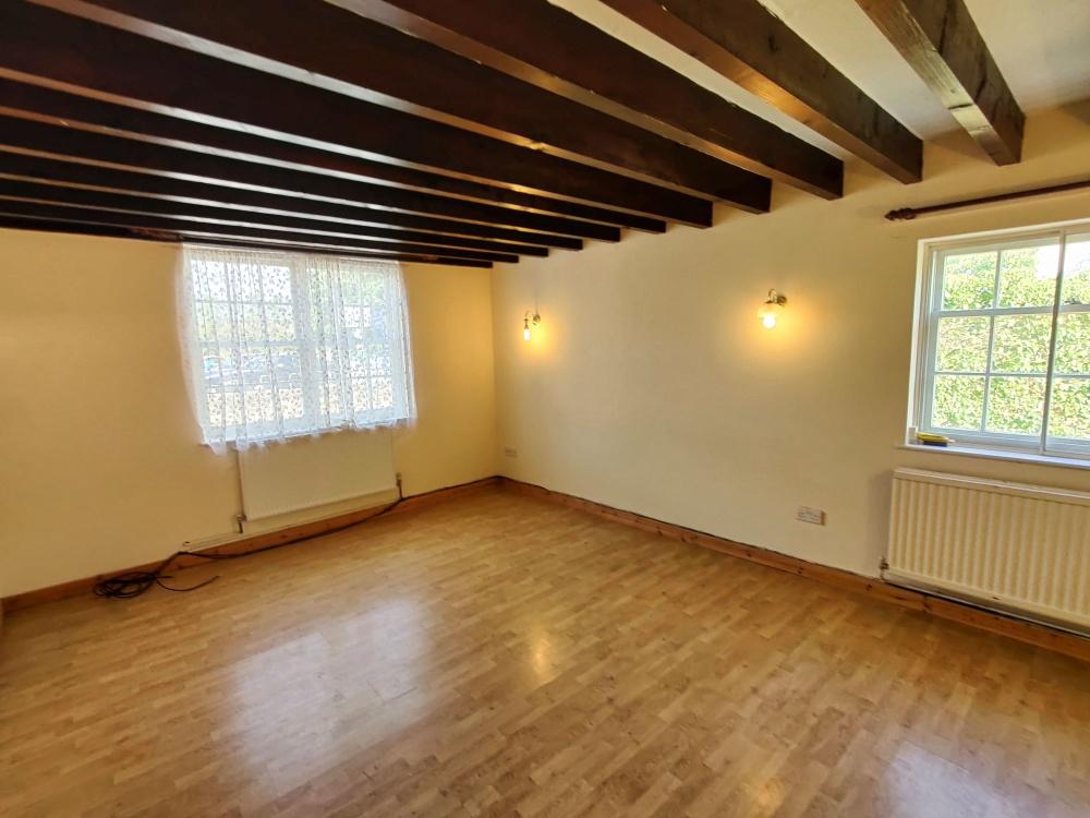 Hereford Street Presteigne LD8 2AT 2 bed detached house £189,000