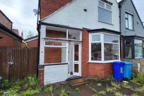 5 bedroom semi-detached house to rent, Leeshall Crescent, Fallowfield