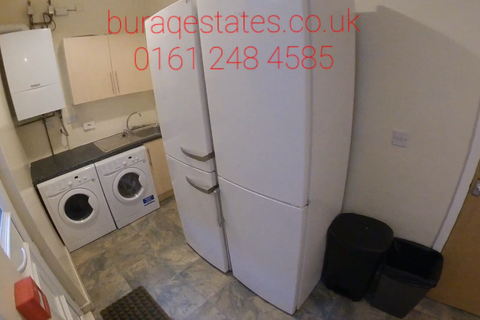 7 bedroom detached house to rent, Longford Place, Manchester