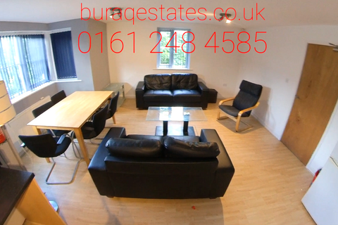 3 bedroom apartment to rent, Ladybarn Lane, Manchester M14 6NQ