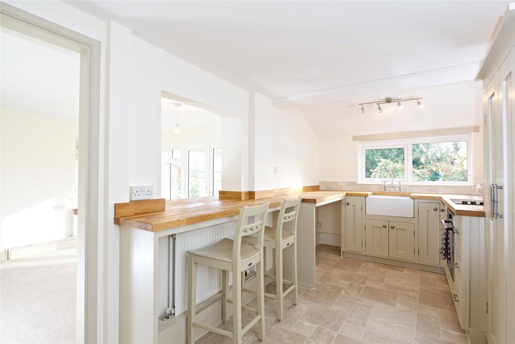 Kitchen/Breakfast Rm