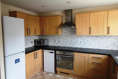 2 bedroom flat to rent, Holly Street, Town Centre, Luton, LU1