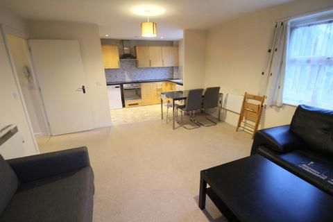 2 bedroom flat to rent, Holly Street, Town Centre, Luton, LU1