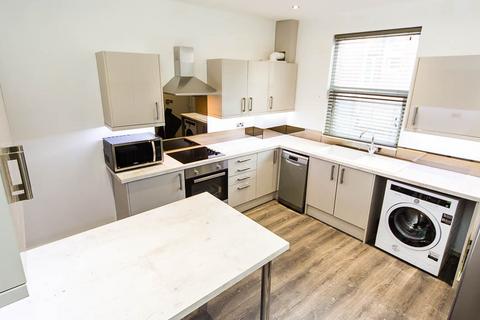 Lucas Street, Woodhouse, Leeds, LS6 2JD
