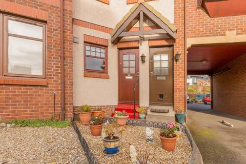 29 Easter Hermitage, Edinburgh, EH6 8DR
