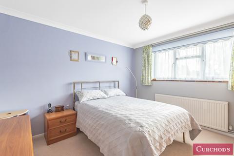 3 Copthorne Close, Shepperton, TW17 9EW
