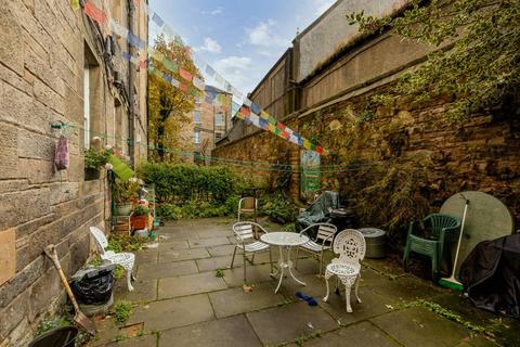 2f1, 3 Buccleuch Terrace, Edinburgh, EH8 9NB