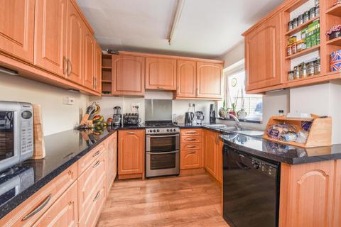 8 Osterley Drive, Caversham, Reading, RG4 6XP