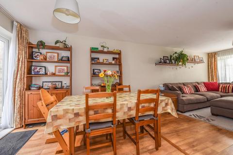8 Osterley Drive, Caversham, Reading, RG4 6XP