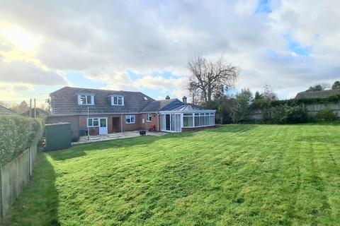 18 Jubilee Road, Fordingbridge, SP6 1DP