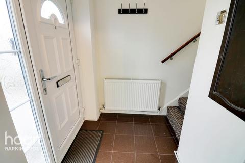 89 Marlyon Road, Ilford, IG6 3XW