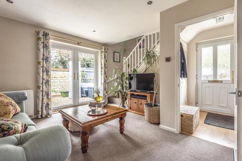 166 Blakes Avenue, Witney, OX28 3UD