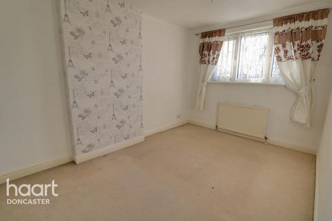 21 Ash Dale Road, Warmsworth, Doncaster, DN4 9NG
