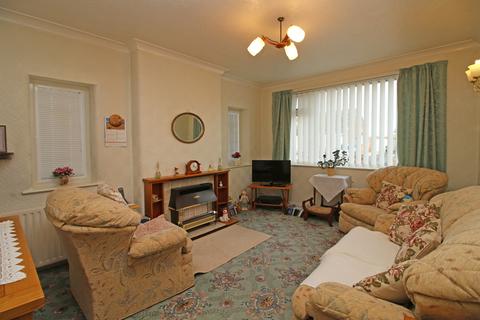 8 Berwick Avenue, Thornton-cleveleys, FY5 2JT