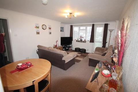 24 Rowland Way, Ashford, TW15 1RX