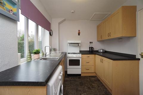 104 Gresley Road, Sheffield, S8 7HJ