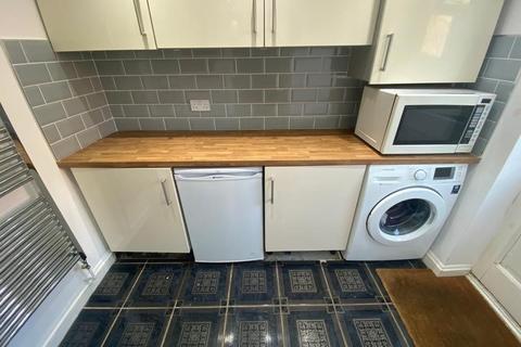 18 Cumbrae Drive, Great Billing, Northampton, NN3 9HD