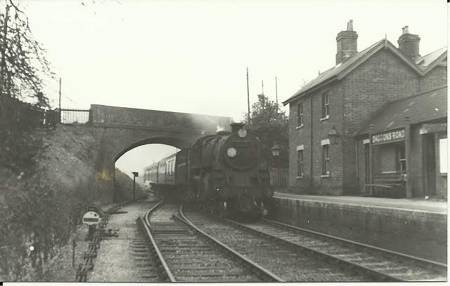 Daggons Road Station