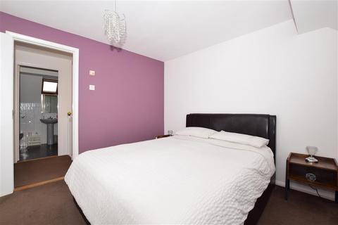 4 Ennerdale Close, Sutton, SM1 2JP