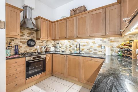 Flat 3, 50 Copers Cope Road, Beckenham, BR3 1NP