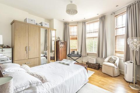 Flat 3, 50 Copers Cope Road, Beckenham, BR3 1NP