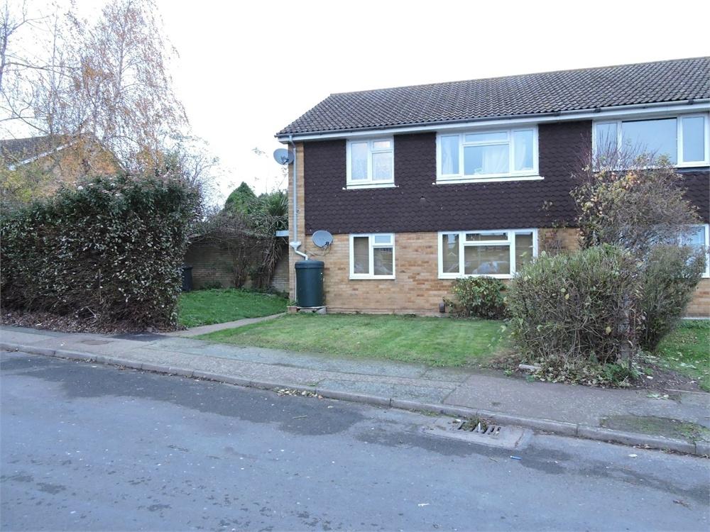 Perrysfield Road, Cheshunt, Waltham... 2 bed ground floor