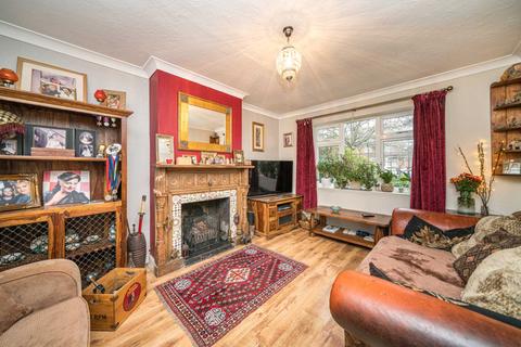 1 Oak Close, Hemel Hempstead, HP3 9TU