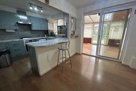 3 bedroom end of terrace house to rent, Sunbury-On-Thames,  MIDDLESEX,  TW16