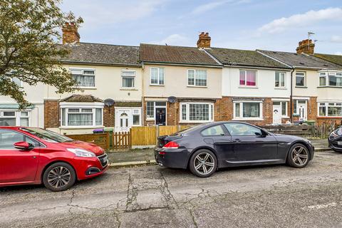 7 Bolton Road, Folkestone, CT19 5RX