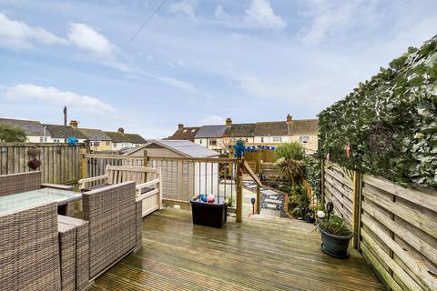 7 Bolton Road, Folkestone, CT19 5RX