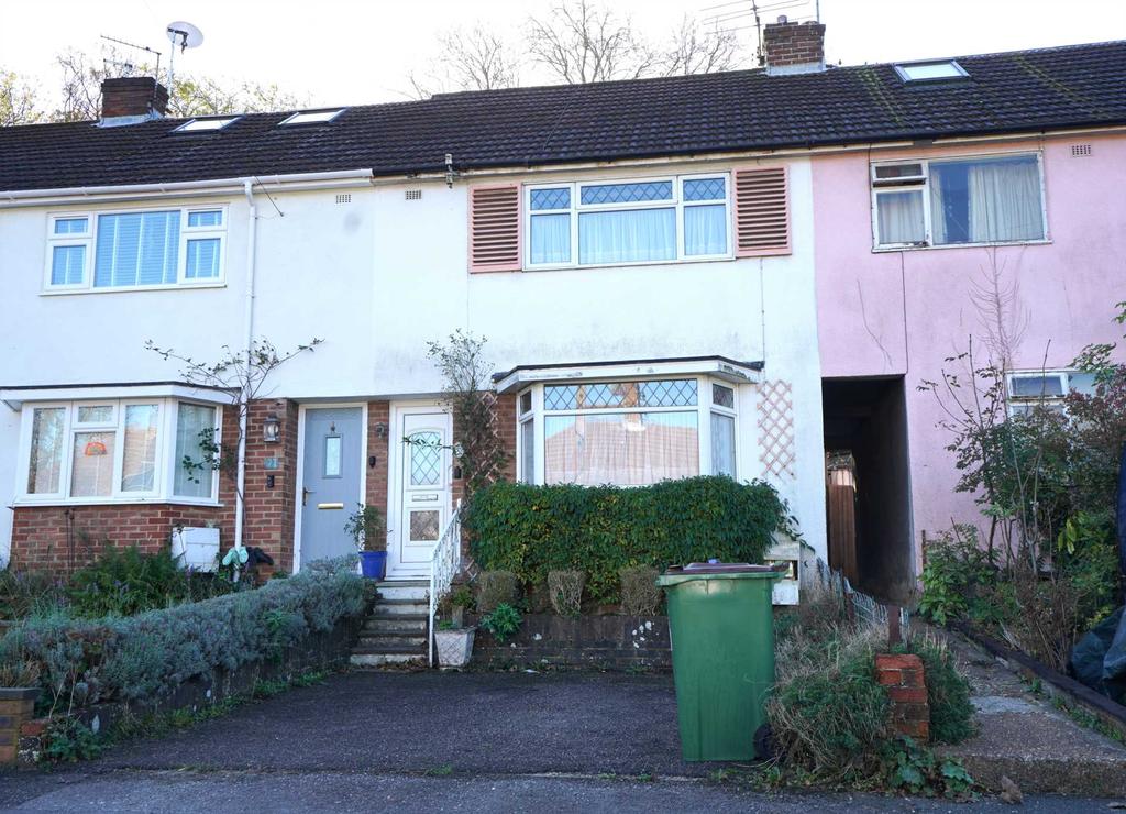 Winterbourne Close, Lewes 2 bed terraced house £299,950