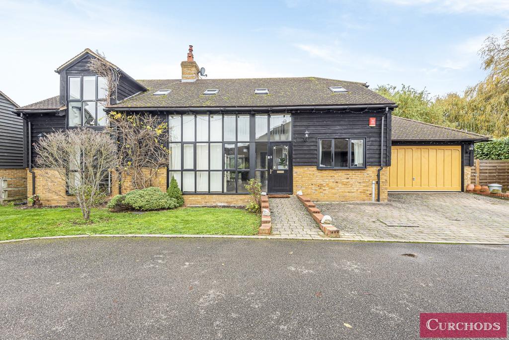 Reed Place, Towpath, Shepperton, TW17 4 bed detached house £1,200,000