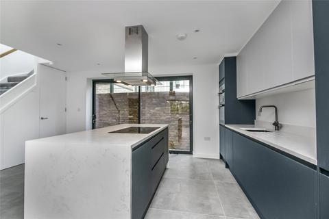 10 Downs Lane, London, E5 8QD