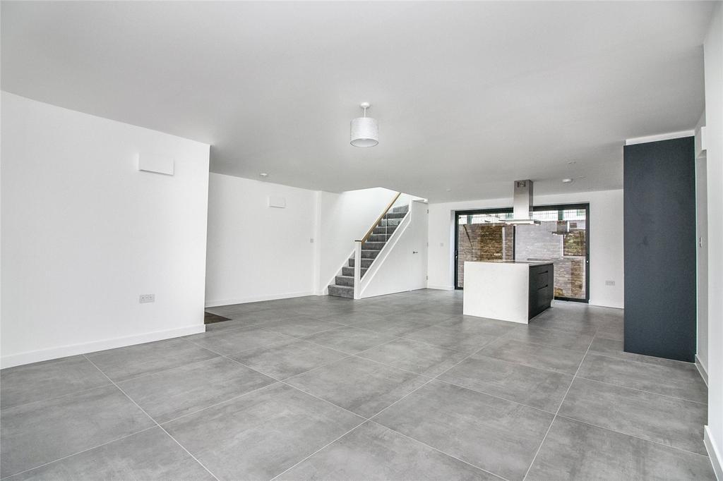 Kitchen/Reception