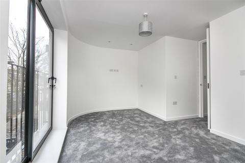 10 Downs Lane, London, E5 8QD