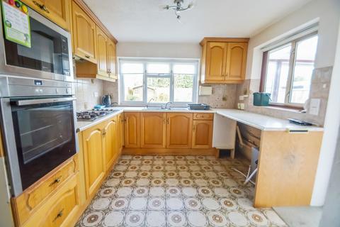 42 Blunts Hall Road, Witham, CM8 1LY