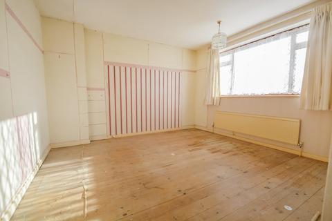 42 Blunts Hall Road, Witham, CM8 1LY