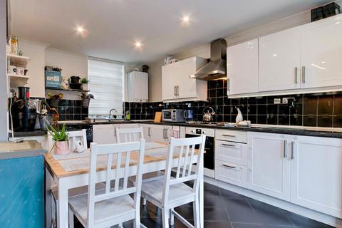 7 Drayton Close, Redditch, B98 0HE