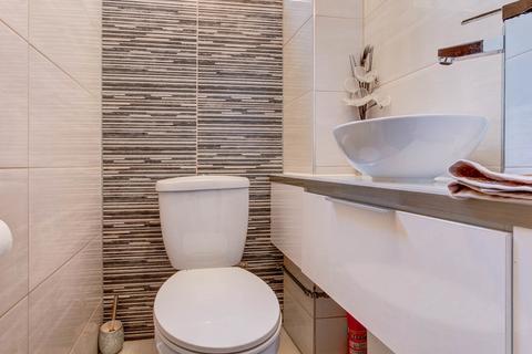 7 Drayton Close, Redditch, B98 0HE