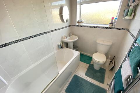 32 Abbey Crescent, Darwen, BB3 3PX