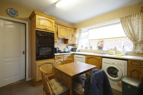 73 Grantham Road, Waddington, Lincoln, LN5 9NT