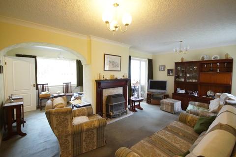 73 Grantham Road, Waddington, Lincoln, LN5 9NT