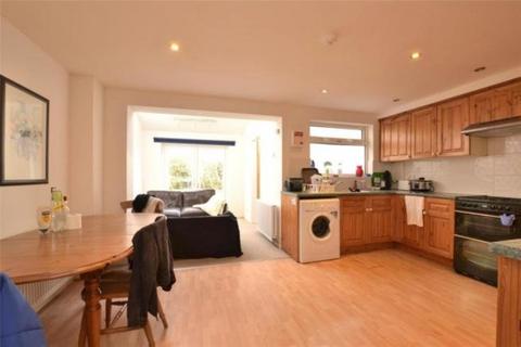 6 bedroom terraced house to rent, Stanway Close, Bath